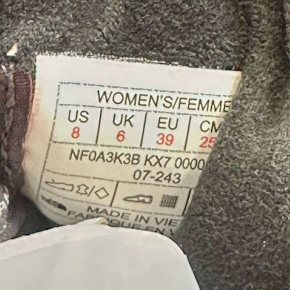 THE NORTH FACE Women's Yukiona Mid Boots Size 8 Black NEW IN BOX - Picture 11 of 14